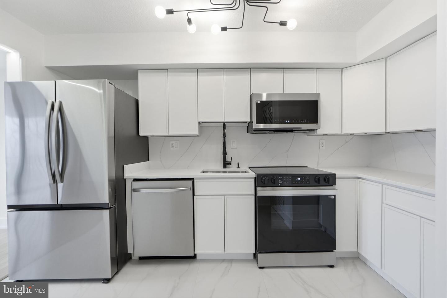 1808 OLD MEADOW RD #1201, MCLEAN, Virginia 22102, 1 Bedroom Bedrooms, ,1 BathroomBathrooms,Residential,For sale,1808 OLD MEADOW RD #1201,VAFX2291194 MLS # VAFX2291194 1808 OLD MEADOW RD #1201, MCLEAN, Virginia 22102, 1 Bedroom Bedrooms, ,1 BathroomBathrooms,Residential,For sale,1808 OLD MEADOW RD #1201,VAFX2291194 MLS # VAFX2291194