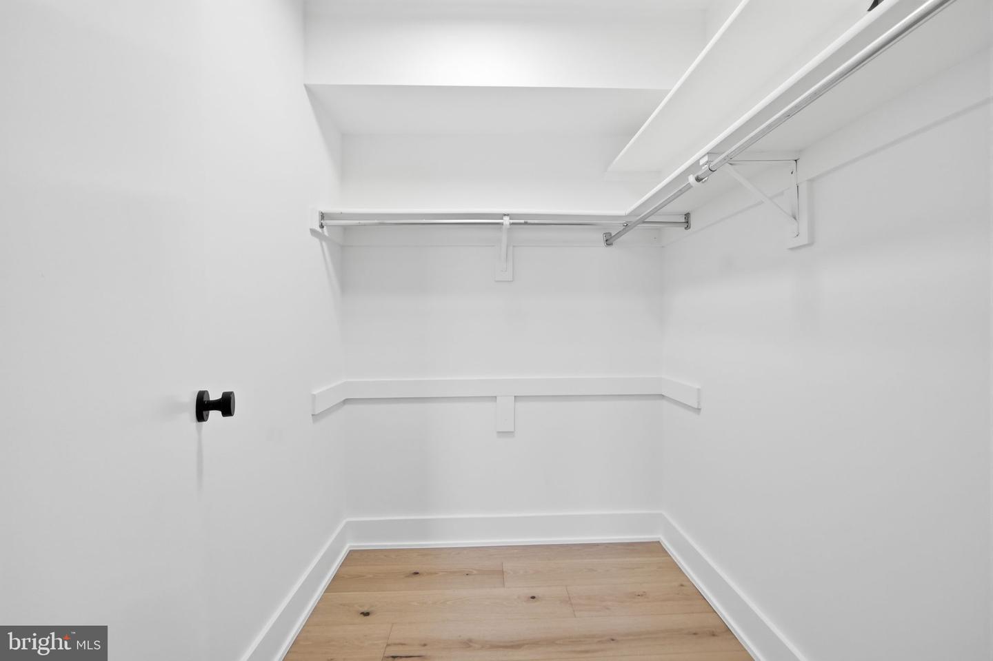 1808 OLD MEADOW RD #1201, MCLEAN, Virginia 22102, 1 Bedroom Bedrooms, ,1 BathroomBathrooms,Residential,For sale,1808 OLD MEADOW RD #1201,VAFX2291194 MLS # VAFX2291194 1808 OLD MEADOW RD #1201, MCLEAN, Virginia 22102, 1 Bedroom Bedrooms, ,1 BathroomBathrooms,Residential,For sale,1808 OLD MEADOW RD #1201,VAFX2291194 MLS # VAFX2291194