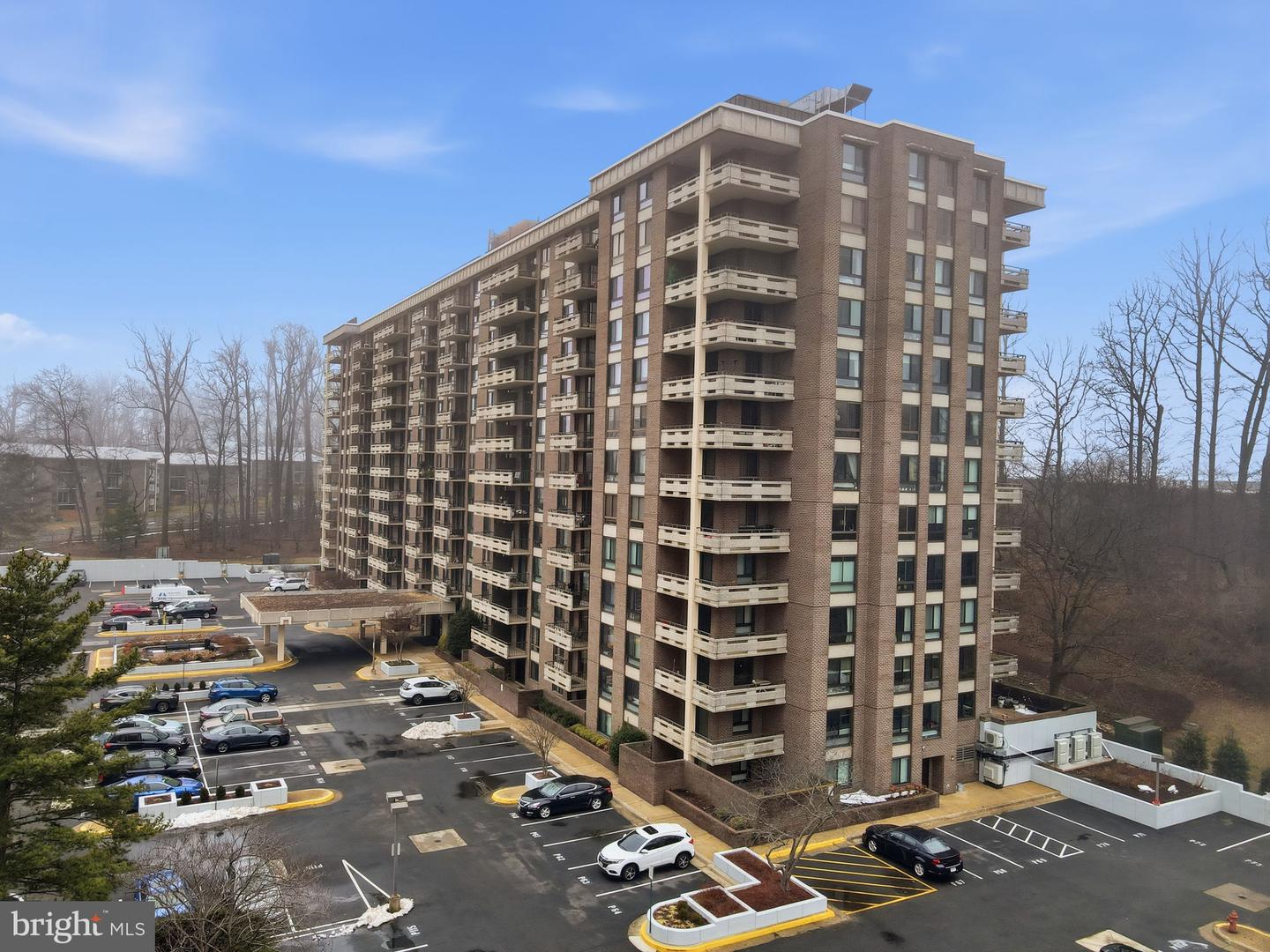 1808 OLD MEADOW RD #1201, MCLEAN, Virginia 22102, 1 Bedroom Bedrooms, ,1 BathroomBathrooms,Residential,For sale,1808 OLD MEADOW RD #1201,VAFX2291194 MLS # VAFX2291194 1808 OLD MEADOW RD #1201, MCLEAN, Virginia 22102, 1 Bedroom Bedrooms, ,1 BathroomBathrooms,Residential,For sale,1808 OLD MEADOW RD #1201,VAFX2291194 MLS # VAFX2291194