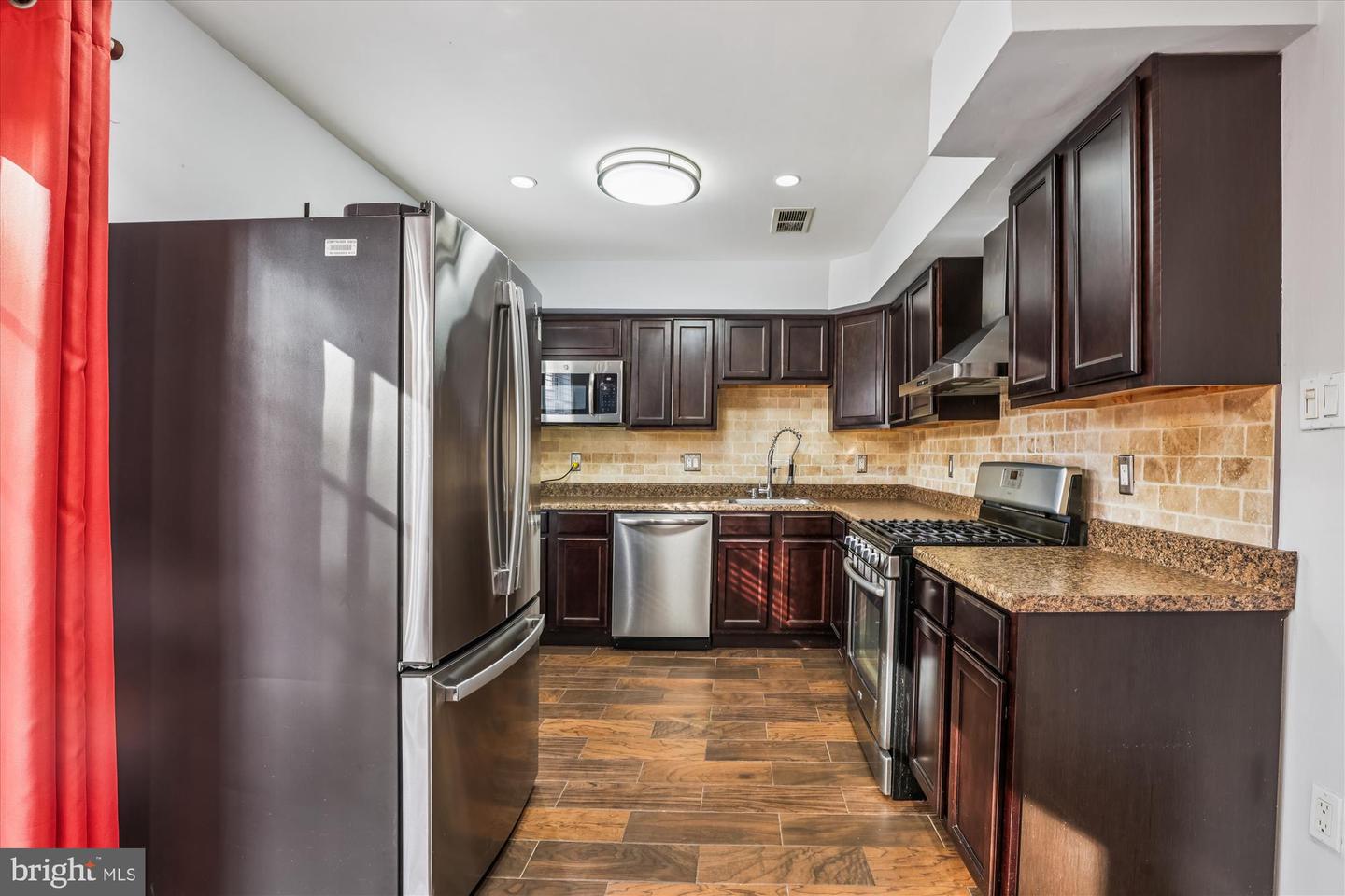 3608 FELMORE CT, WOODBRIDGE, Virginia 22193, 3 Bedrooms Bedrooms, ,1 BathroomBathrooms,Residential,For sale,3608 FELMORE CT,VAPW2112546 MLS # VAPW2112546