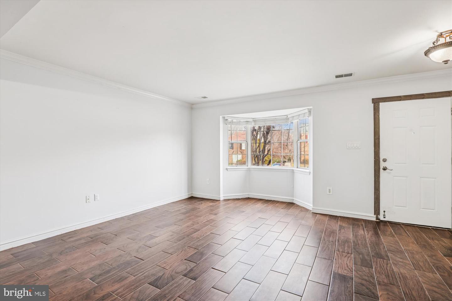 3608 FELMORE CT, WOODBRIDGE, Virginia 22193, 3 Bedrooms Bedrooms, ,1 BathroomBathrooms,Residential,For sale,3608 FELMORE CT,VAPW2112546 MLS # VAPW2112546