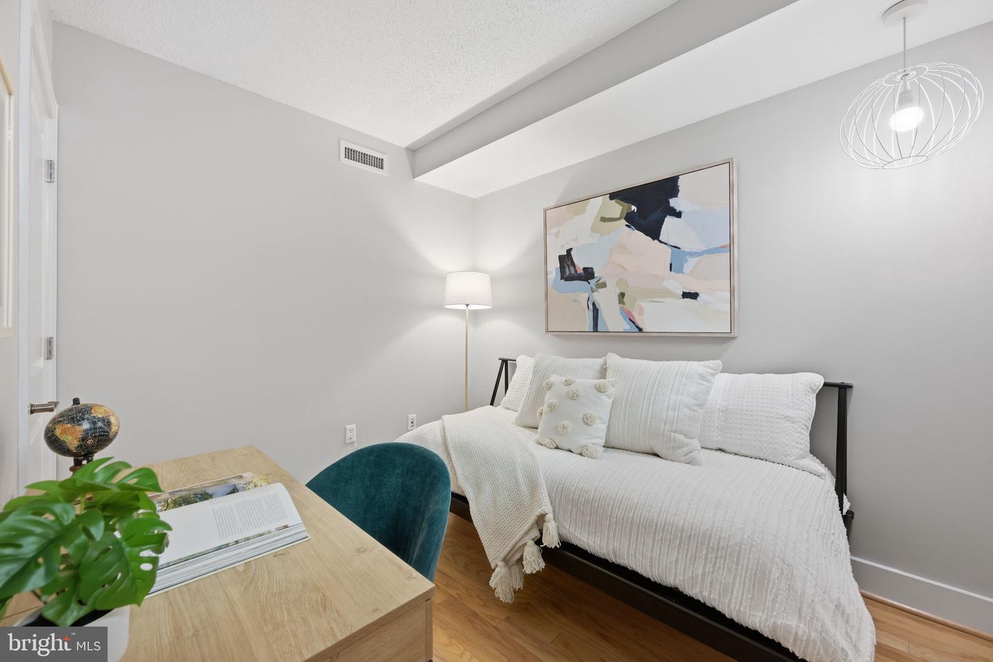 1390 KENYON ST NW #325, WASHINGTON, District Of Columbia 20010, 2 Bedrooms Bedrooms, ,2 BathroomsBathrooms,Residential,For sale,1390 KENYON ST NW #325,DCDC2246350 MLS # DCDC2246350