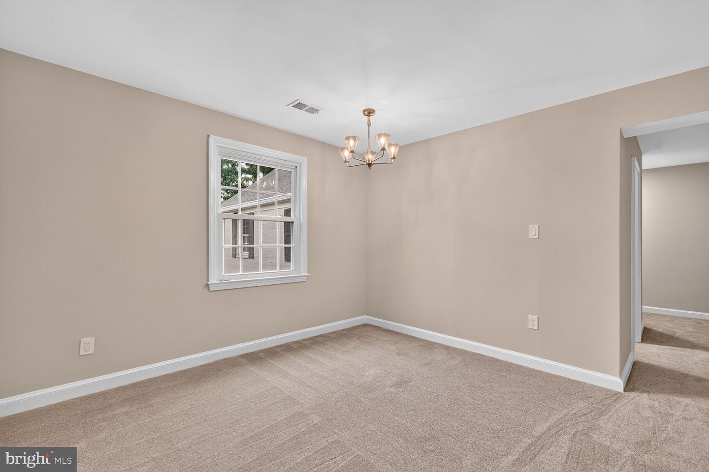 1315 S WALTER REED DR #17101, ARLINGTON, Virginia 22204, 2 Bedrooms Bedrooms, ,1 BathroomBathrooms,Residential,For sale,1315 S WALTER REED DR #17101,VAAR2068948 MLS # VAAR2068948