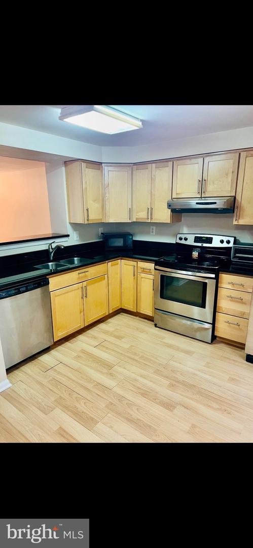 803 SEDGWICK CT, STAFFORD, Virginia 22554, 3 Bedrooms Bedrooms, 5 Rooms Rooms,2 BathroomsBathrooms,Residential,For sale,803 SEDGWICK CT,VAST2046206 MLS # VAST2046206