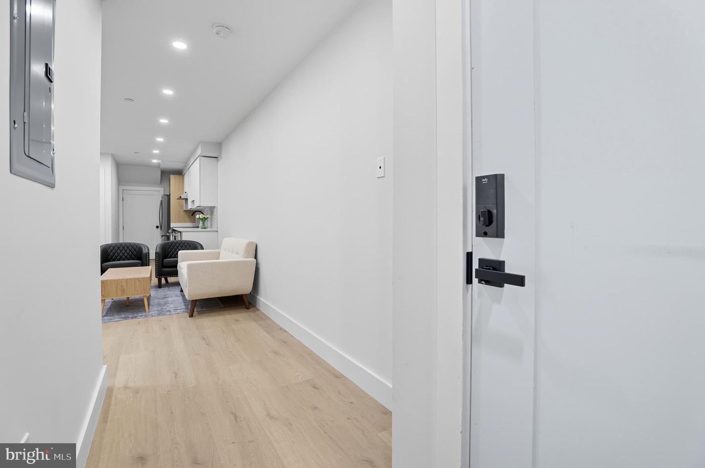 3923 14TH ST NW #1, WASHINGTON, District Of Columbia 20011, 1 Bedroom Bedrooms, ,1 BathroomBathrooms,Residential,For sale,3923 14TH ST NW #1,DCDC2246402 MLS # DCDC2246402