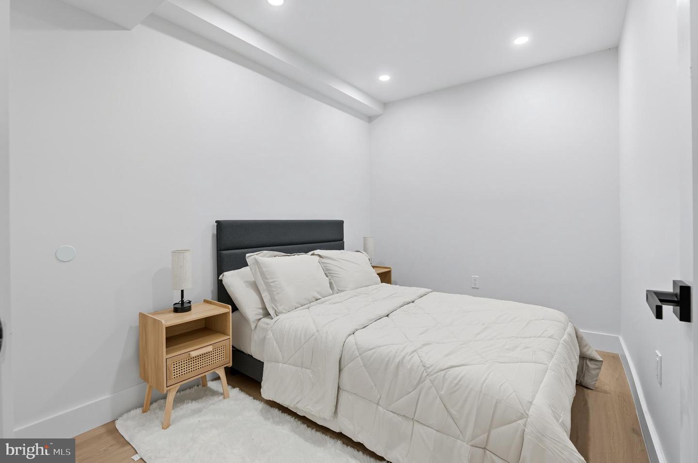 3923 14TH ST NW #1, WASHINGTON, District Of Columbia 20011, 1 Bedroom Bedrooms, ,1 BathroomBathrooms,Residential,For sale,3923 14TH ST NW #1,DCDC2246402 MLS # DCDC2246402