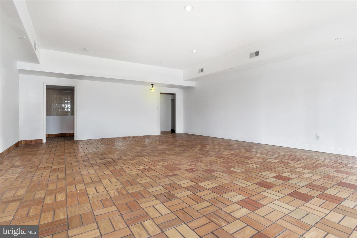 623 S WASHINGTON ST, ALEXANDRIA, Virginia 22314, ,Land,For sale,623 S WASHINGTON ST,VAAX2053644 MLS # VAAX2053644