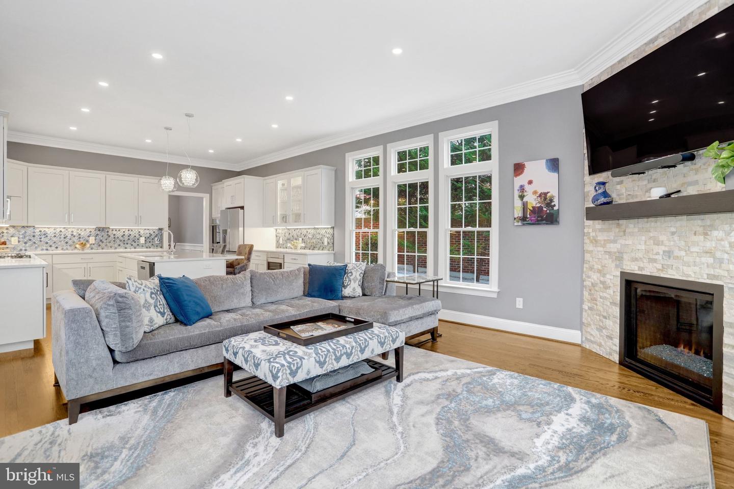 2939 N SYCAMORE ST, ARLINGTON, Virginia 22207, 4 Bedrooms Bedrooms, ,3 BathroomsBathrooms,Residential,For sale,2939 N SYCAMORE ST,VAAR2061326 MLS # VAAR2061326 2939 N SYCAMORE ST, ARLINGTON, Virginia 22207, 4 Bedrooms Bedrooms, ,3 BathroomsBathrooms,Residential,For sale,2939 N SYCAMORE ST,VAAR2061326 MLS # VAAR2061326