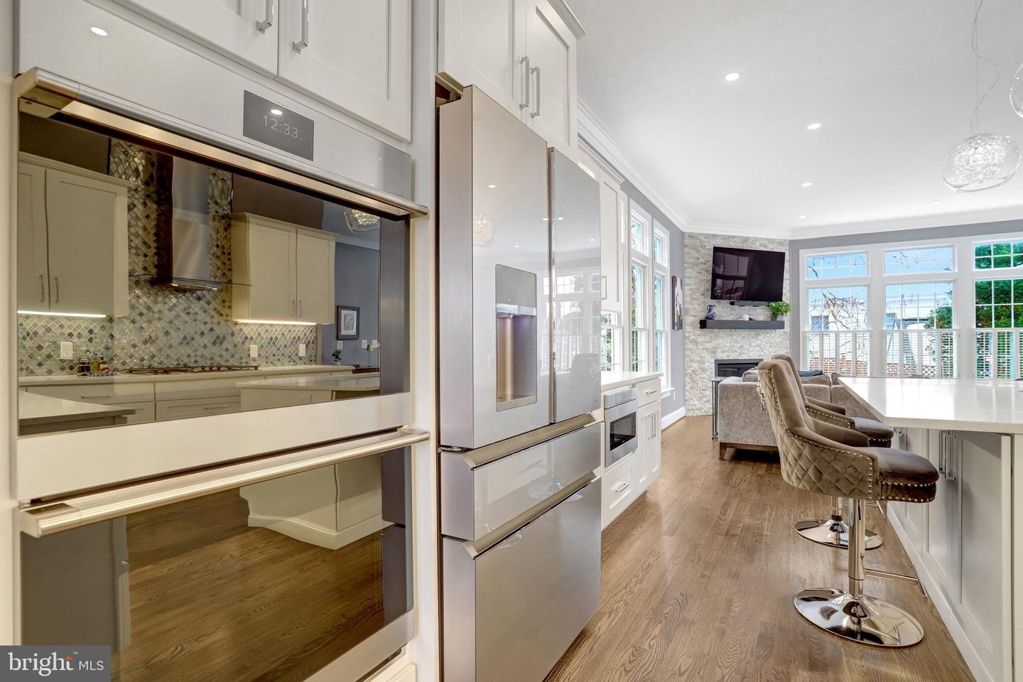 2939 N SYCAMORE ST, ARLINGTON, Virginia 22207, 4 Bedrooms Bedrooms, ,3 BathroomsBathrooms,Residential,For sale,2939 N SYCAMORE ST,VAAR2061326 MLS # VAAR2061326 2939 N SYCAMORE ST, ARLINGTON, Virginia 22207, 4 Bedrooms Bedrooms, ,3 BathroomsBathrooms,Residential,For sale,2939 N SYCAMORE ST,VAAR2061326 MLS # VAAR2061326