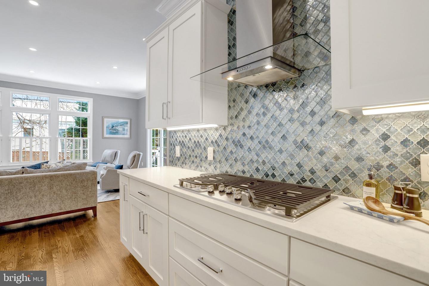 2939 N SYCAMORE ST, ARLINGTON, Virginia 22207, 4 Bedrooms Bedrooms, ,3 BathroomsBathrooms,Residential,For sale,2939 N SYCAMORE ST,VAAR2061326 MLS # VAAR2061326 2939 N SYCAMORE ST, ARLINGTON, Virginia 22207, 4 Bedrooms Bedrooms, ,3 BathroomsBathrooms,Residential,For sale,2939 N SYCAMORE ST,VAAR2061326 MLS # VAAR2061326