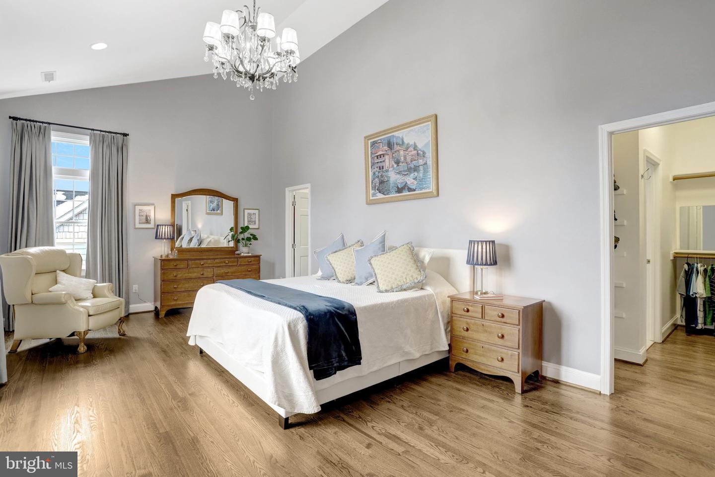 2939 N SYCAMORE ST, ARLINGTON, Virginia 22207, 4 Bedrooms Bedrooms, ,3 BathroomsBathrooms,Residential,For sale,2939 N SYCAMORE ST,VAAR2061326 MLS # VAAR2061326 2939 N SYCAMORE ST, ARLINGTON, Virginia 22207, 4 Bedrooms Bedrooms, ,3 BathroomsBathrooms,Residential,For sale,2939 N SYCAMORE ST,VAAR2061326 MLS # VAAR2061326