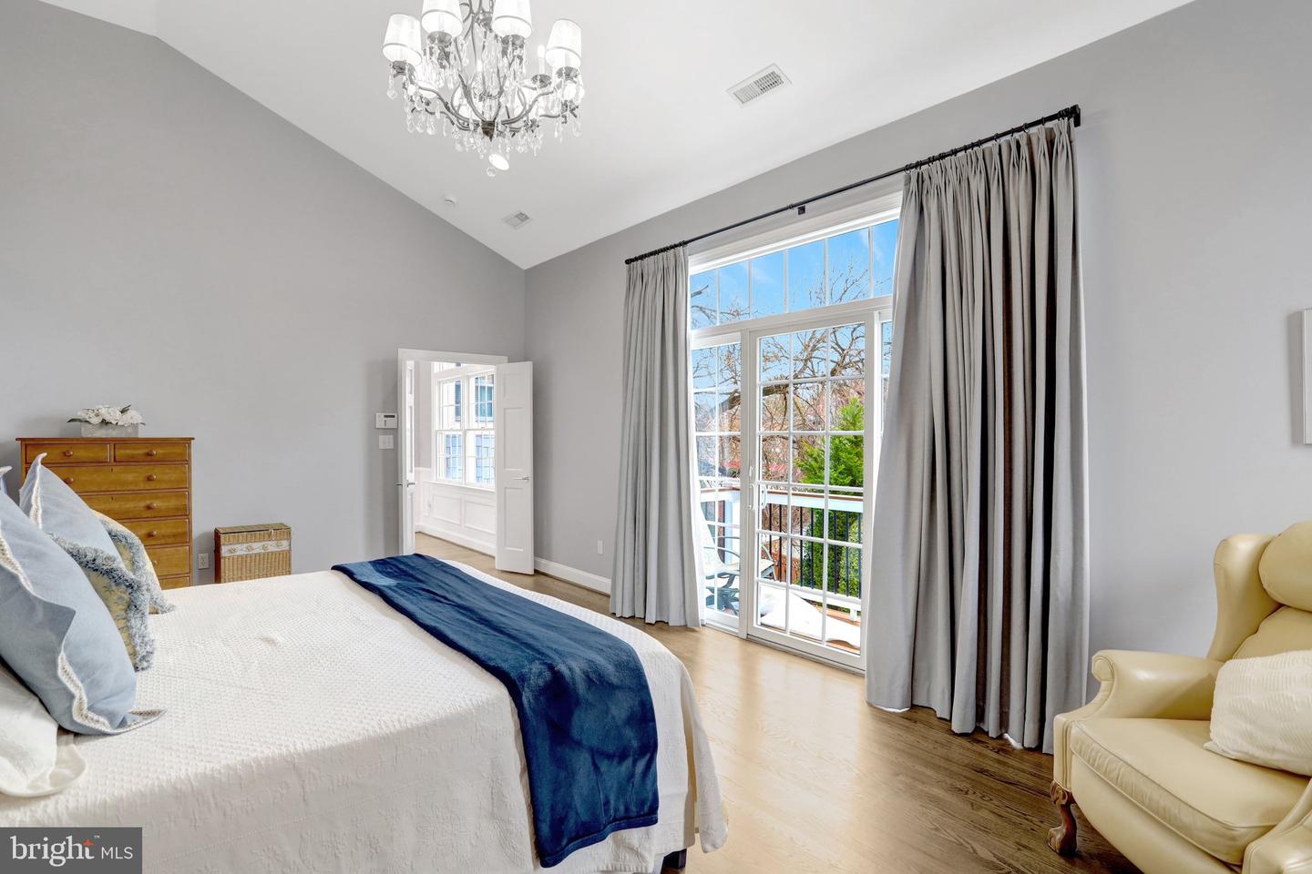 2939 N SYCAMORE ST, ARLINGTON, Virginia 22207, 4 Bedrooms Bedrooms, ,3 BathroomsBathrooms,Residential,For sale,2939 N SYCAMORE ST,VAAR2061326 MLS # VAAR2061326 2939 N SYCAMORE ST, ARLINGTON, Virginia 22207, 4 Bedrooms Bedrooms, ,3 BathroomsBathrooms,Residential,For sale,2939 N SYCAMORE ST,VAAR2061326 MLS # VAAR2061326