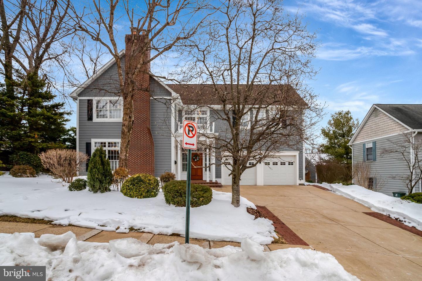 2939 N SYCAMORE ST, ARLINGTON, Virginia 22207, 4 Bedrooms Bedrooms, ,3 BathroomsBathrooms,Residential,For sale,2939 N SYCAMORE ST,VAAR2061326 MLS # VAAR2061326 2939 N SYCAMORE ST, ARLINGTON, Virginia 22207, 4 Bedrooms Bedrooms, ,3 BathroomsBathrooms,Residential,For sale,2939 N SYCAMORE ST,VAAR2061326 MLS # VAAR2061326