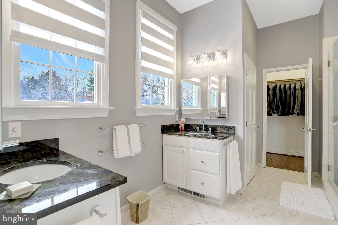 2939 N SYCAMORE ST, ARLINGTON, Virginia 22207, 4 Bedrooms Bedrooms, ,3 BathroomsBathrooms,Residential,For sale,2939 N SYCAMORE ST,VAAR2061326 MLS # VAAR2061326 2939 N SYCAMORE ST, ARLINGTON, Virginia 22207, 4 Bedrooms Bedrooms, ,3 BathroomsBathrooms,Residential,For sale,2939 N SYCAMORE ST,VAAR2061326 MLS # VAAR2061326