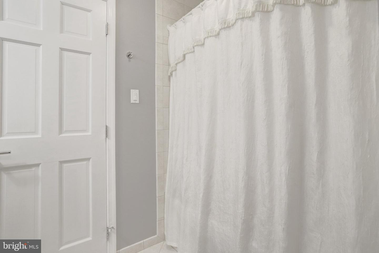 2939 N SYCAMORE ST, ARLINGTON, Virginia 22207, 4 Bedrooms Bedrooms, ,3 BathroomsBathrooms,Residential,For sale,2939 N SYCAMORE ST,VAAR2061326 MLS # VAAR2061326 2939 N SYCAMORE ST, ARLINGTON, Virginia 22207, 4 Bedrooms Bedrooms, ,3 BathroomsBathrooms,Residential,For sale,2939 N SYCAMORE ST,VAAR2061326 MLS # VAAR2061326