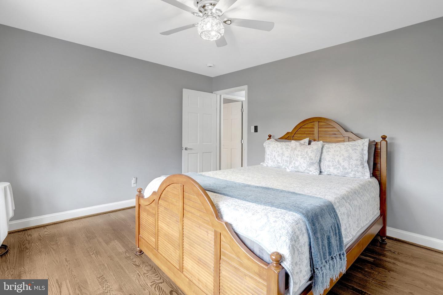 2939 N SYCAMORE ST, ARLINGTON, Virginia 22207, 4 Bedrooms Bedrooms, ,3 BathroomsBathrooms,Residential,For sale,2939 N SYCAMORE ST,VAAR2061326 MLS # VAAR2061326 2939 N SYCAMORE ST, ARLINGTON, Virginia 22207, 4 Bedrooms Bedrooms, ,3 BathroomsBathrooms,Residential,For sale,2939 N SYCAMORE ST,VAAR2061326 MLS # VAAR2061326