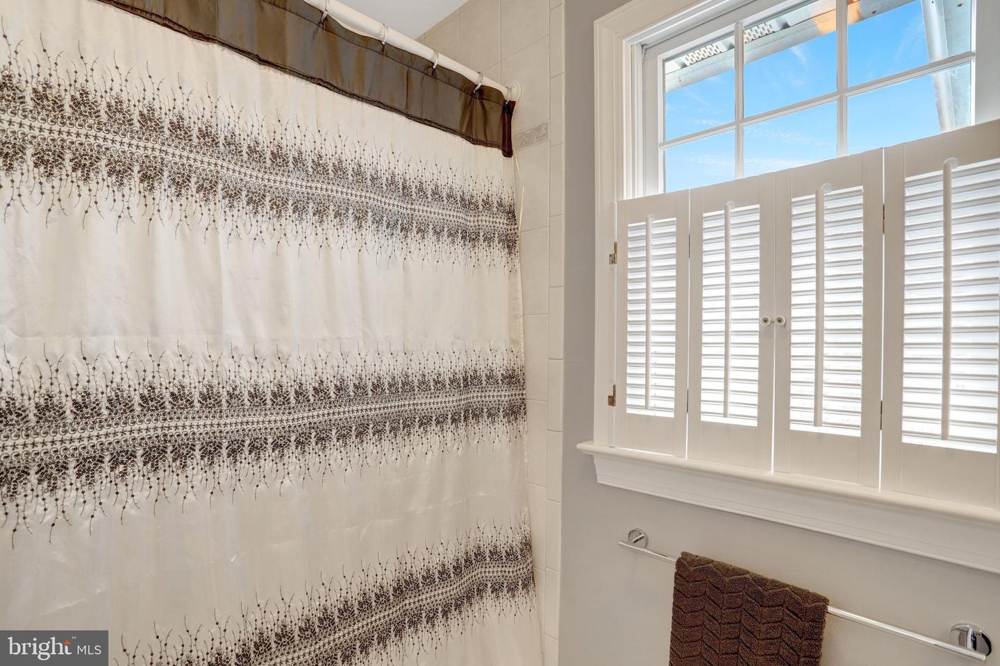 2939 N SYCAMORE ST, ARLINGTON, Virginia 22207, 4 Bedrooms Bedrooms, ,3 BathroomsBathrooms,Residential,For sale,2939 N SYCAMORE ST,VAAR2061326 MLS # VAAR2061326 2939 N SYCAMORE ST, ARLINGTON, Virginia 22207, 4 Bedrooms Bedrooms, ,3 BathroomsBathrooms,Residential,For sale,2939 N SYCAMORE ST,VAAR2061326 MLS # VAAR2061326