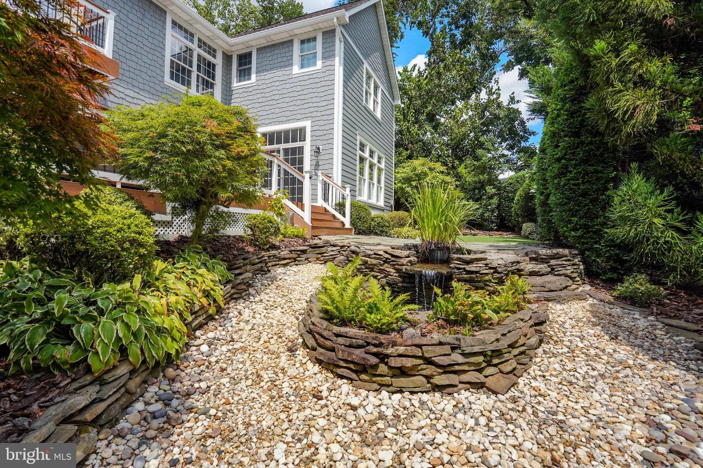 2939 N SYCAMORE ST, ARLINGTON, Virginia 22207, 4 Bedrooms Bedrooms, ,3 BathroomsBathrooms,Residential,For sale,2939 N SYCAMORE ST,VAAR2061326 MLS # VAAR2061326 2939 N SYCAMORE ST, ARLINGTON, Virginia 22207, 4 Bedrooms Bedrooms, ,3 BathroomsBathrooms,Residential,For sale,2939 N SYCAMORE ST,VAAR2061326 MLS # VAAR2061326