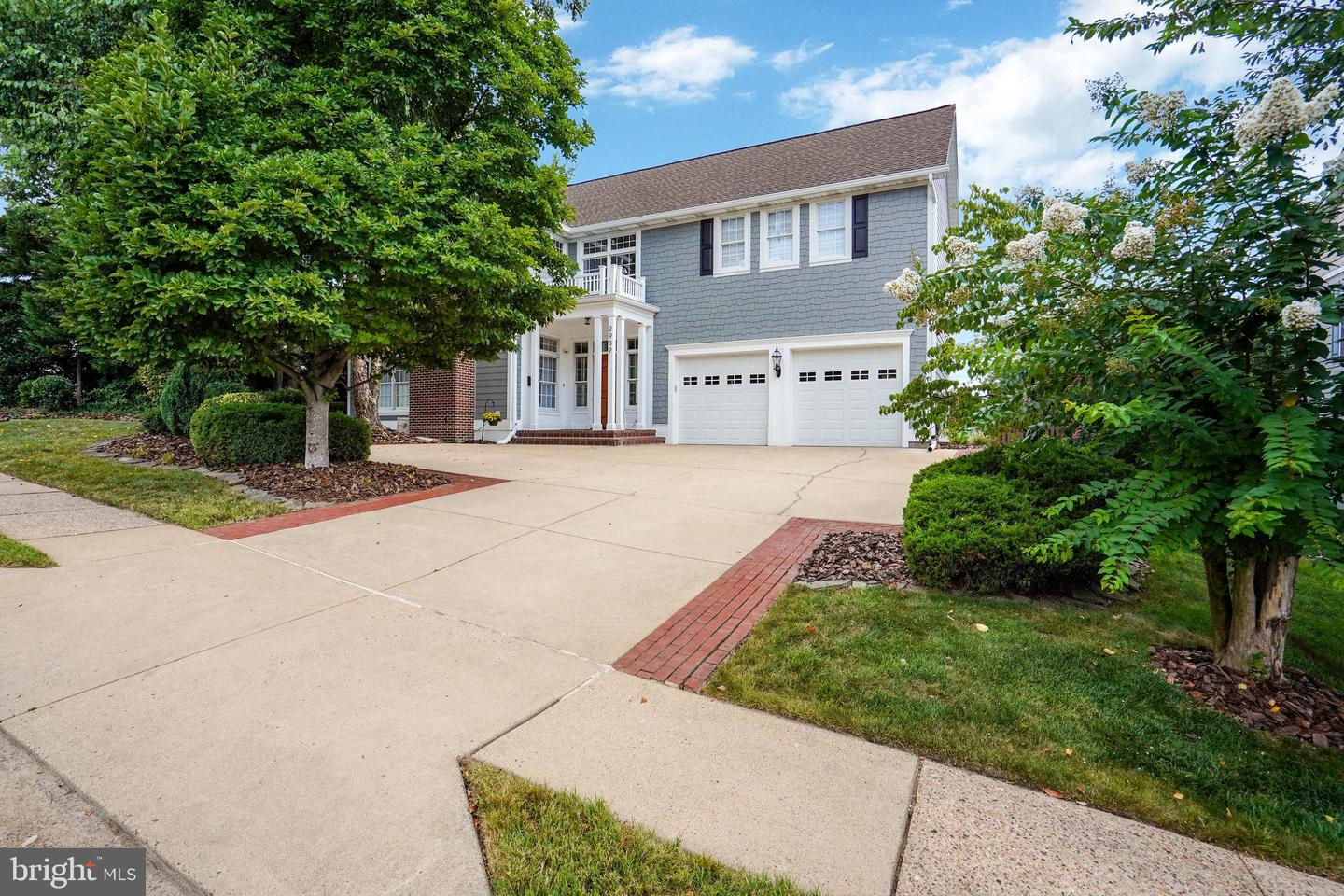 2939 N SYCAMORE ST, ARLINGTON, Virginia 22207, 4 Bedrooms Bedrooms, ,3 BathroomsBathrooms,Residential,For sale,2939 N SYCAMORE ST,VAAR2061326 MLS # VAAR2061326 2939 N SYCAMORE ST, ARLINGTON, Virginia 22207, 4 Bedrooms Bedrooms, ,3 BathroomsBathrooms,Residential,For sale,2939 N SYCAMORE ST,VAAR2061326 MLS # VAAR2061326