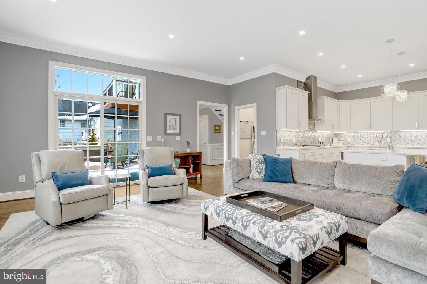 2939 N SYCAMORE ST, ARLINGTON, Virginia 22207, 4 Bedrooms Bedrooms, ,3 BathroomsBathrooms,Residential,For sale,2939 N SYCAMORE ST,VAAR2061326 MLS # VAAR2061326 2939 N SYCAMORE ST, ARLINGTON, Virginia 22207, 4 Bedrooms Bedrooms, ,3 BathroomsBathrooms,Residential,For sale,2939 N SYCAMORE ST,VAAR2061326 MLS # VAAR2061326