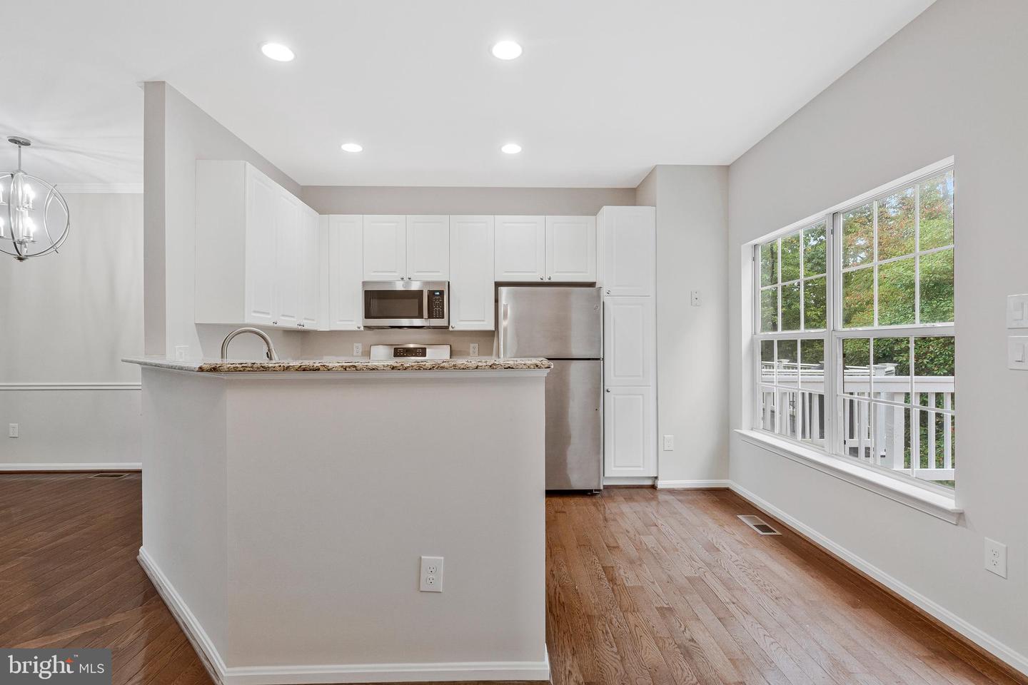 12033 EDGEMERE CIR, RESTON, Virginia 20190, 3 Bedrooms Bedrooms, ,3 BathroomsBathrooms,Residential,For sale,12033 EDGEMERE CIR,VAFX2257446 MLS # VAFX2257446