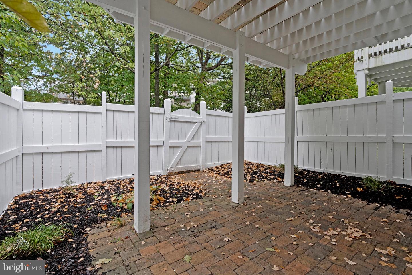 12033 EDGEMERE CIR, RESTON, Virginia 20190, 3 Bedrooms Bedrooms, ,3 BathroomsBathrooms,Residential,For sale,12033 EDGEMERE CIR,VAFX2257446 MLS # VAFX2257446