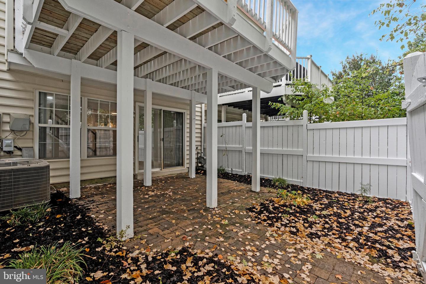 12033 EDGEMERE CIR, RESTON, Virginia 20190, 3 Bedrooms Bedrooms, ,3 BathroomsBathrooms,Residential,For sale,12033 EDGEMERE CIR,VAFX2257446 MLS # VAFX2257446