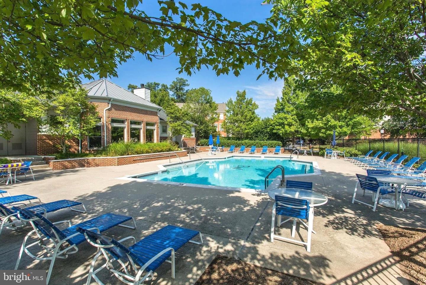 12033 EDGEMERE CIR, RESTON, Virginia 20190, 3 Bedrooms Bedrooms, ,3 BathroomsBathrooms,Residential,For sale,12033 EDGEMERE CIR,VAFX2257446 MLS # VAFX2257446