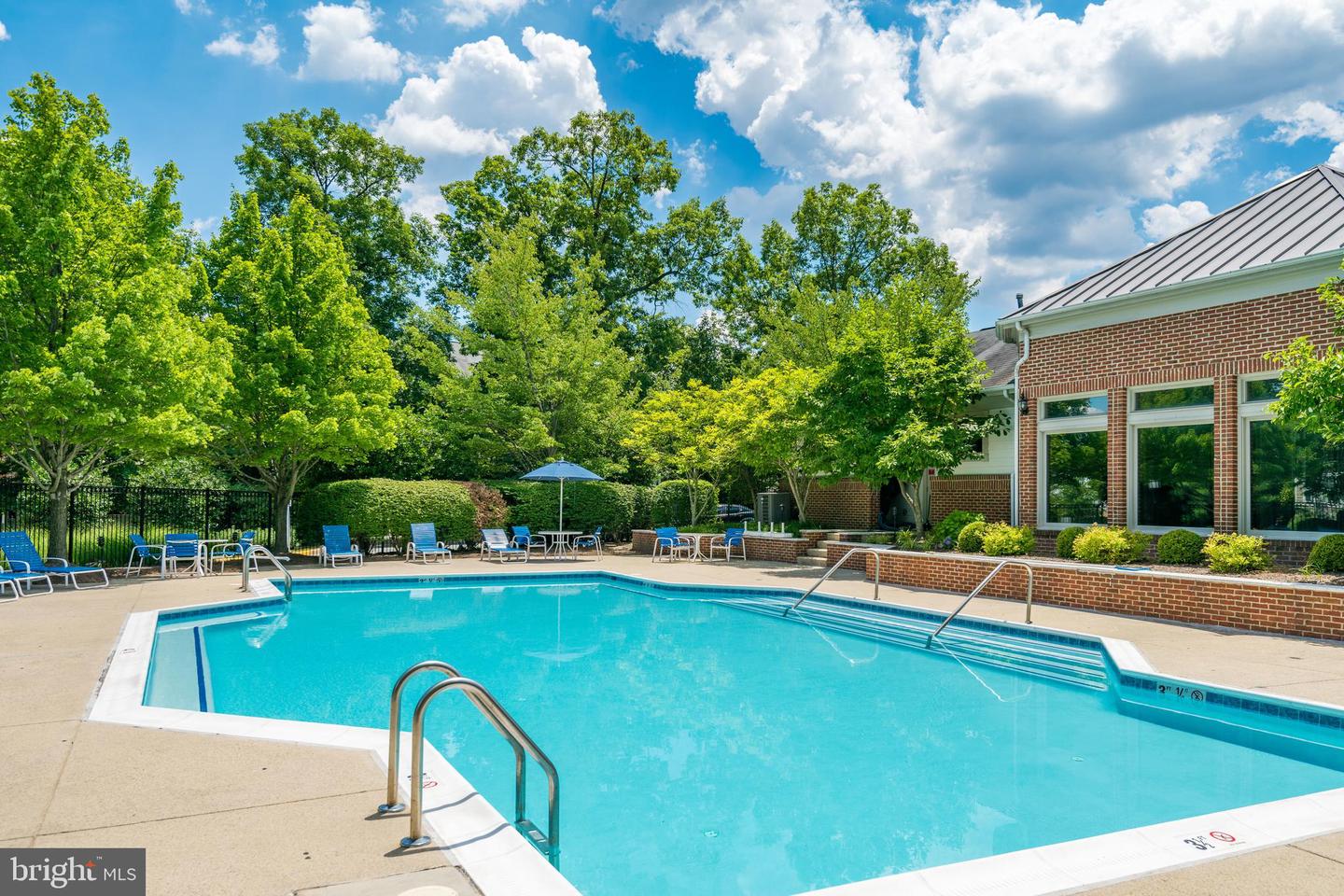 12033 EDGEMERE CIR, RESTON, Virginia 20190, 3 Bedrooms Bedrooms, ,3 BathroomsBathrooms,Residential,For sale,12033 EDGEMERE CIR,VAFX2257446 MLS # VAFX2257446