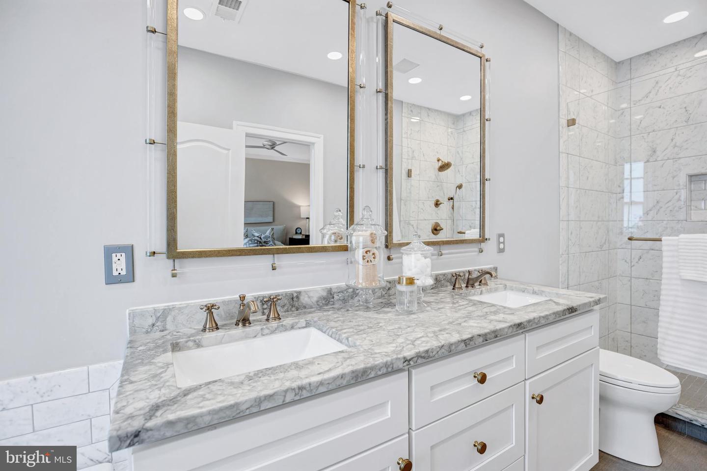 1856 CARPENTER RD, ALEXANDRIA, Virginia 22314, 3 Bedrooms Bedrooms, ,2 BathroomsBathrooms,Residential,For sale,1856 CARPENTER RD,VAAX2050750 MLS # VAAX2050750