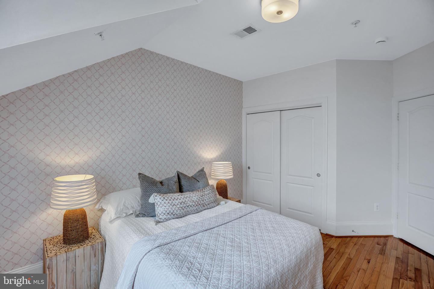 1856 CARPENTER RD, ALEXANDRIA, Virginia 22314, 3 Bedrooms Bedrooms, ,2 BathroomsBathrooms,Residential,For sale,1856 CARPENTER RD,VAAX2050750 MLS # VAAX2050750