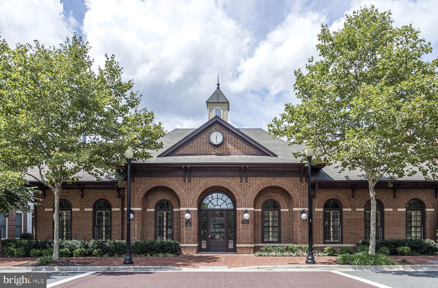 1856 CARPENTER RD, ALEXANDRIA, Virginia 22314, 3 Bedrooms Bedrooms, ,2 BathroomsBathrooms,Residential,For sale,1856 CARPENTER RD,VAAX2050750 MLS # VAAX2050750