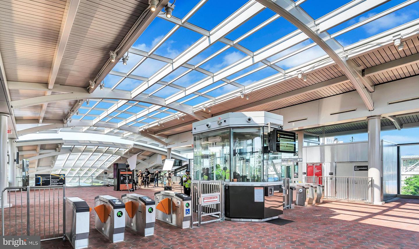 1856 CARPENTER RD, ALEXANDRIA, Virginia 22314, 3 Bedrooms Bedrooms, ,2 BathroomsBathrooms,Residential,For sale,1856 CARPENTER RD,VAAX2050750 MLS # VAAX2050750