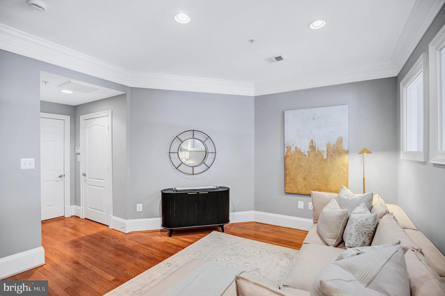 1856 CARPENTER RD, ALEXANDRIA, Virginia 22314, 3 Bedrooms Bedrooms, ,2 BathroomsBathrooms,Residential,For sale,1856 CARPENTER RD,VAAX2050750 MLS # VAAX2050750