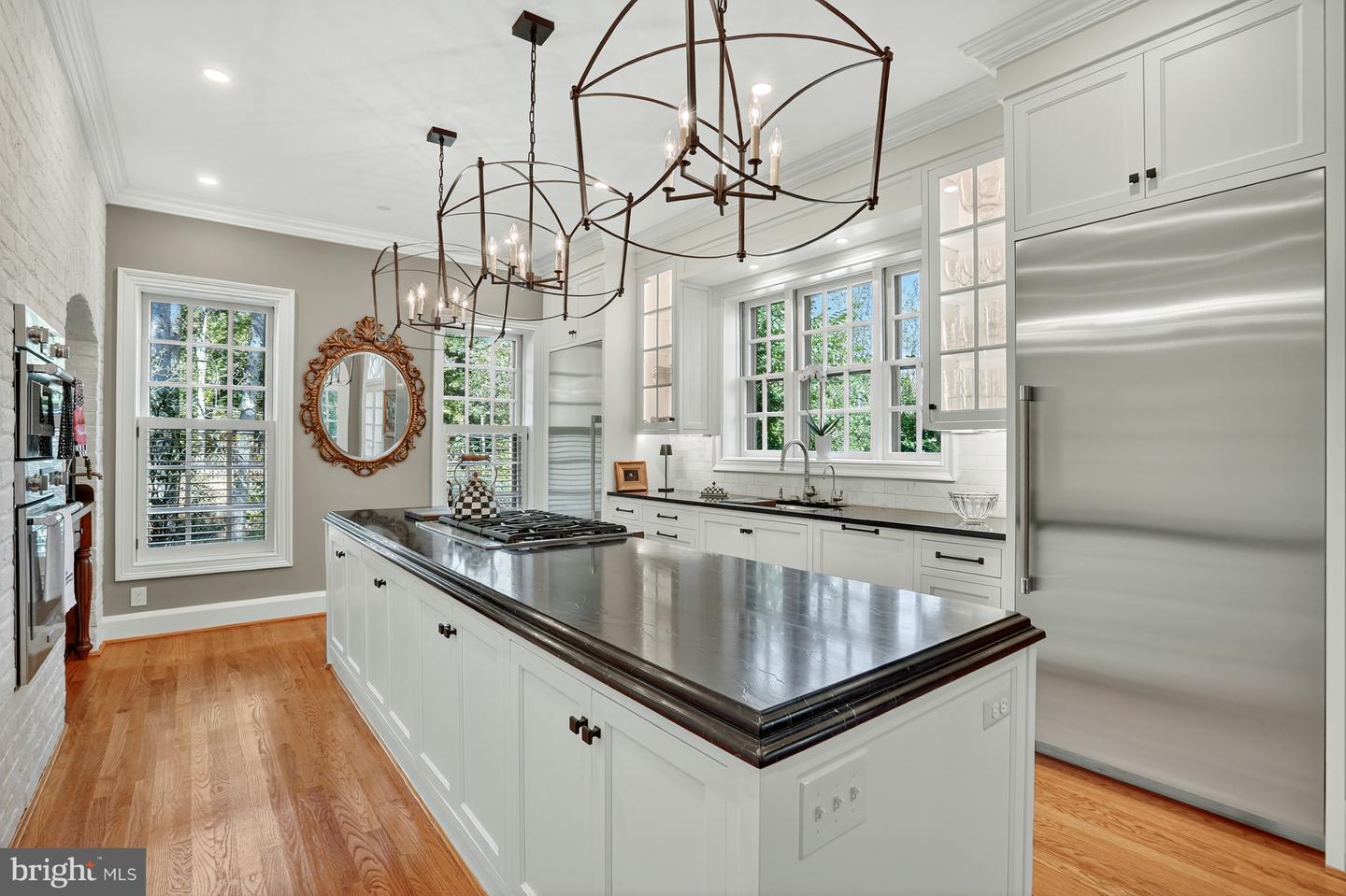 921 TOWLSTON RD, MCLEAN, Virginia 22102, 5 Bedrooms Bedrooms, ,5 BathroomsBathrooms,Residential,For sale,921 TOWLSTON RD,VAFX2275584 MLS # VAFX2275584