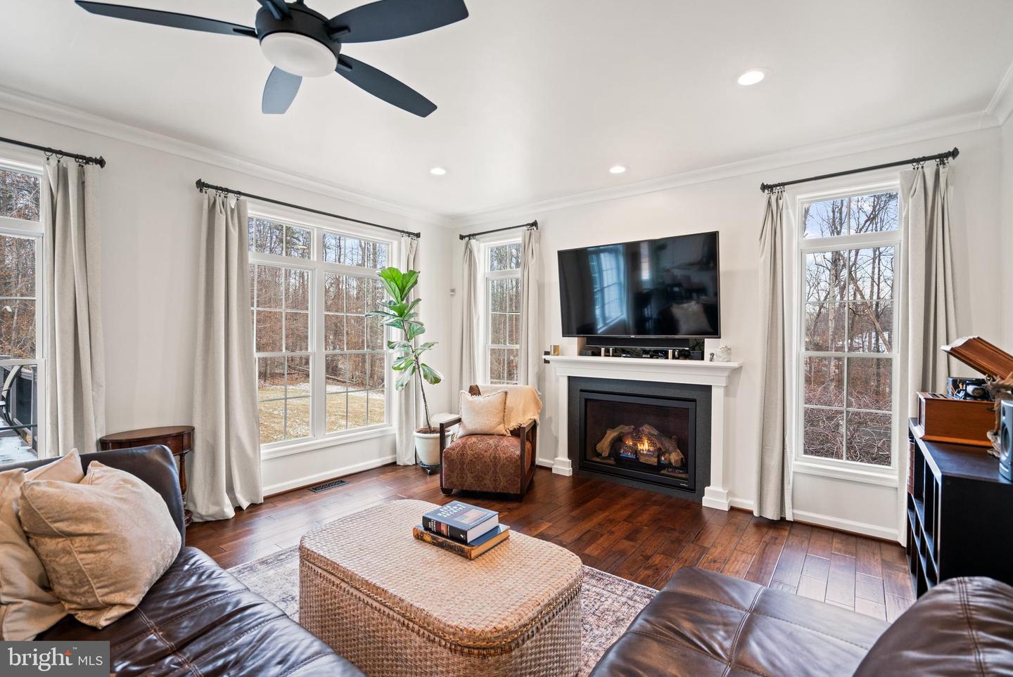 10448 WHEATLEY SCHOOL RD, MARSHALL, Virginia 20115, 5 Bedrooms Bedrooms, ,4 BathroomsBathrooms,Residential,For sale,10448 WHEATLEY SCHOOL RD,VAFQ2019658 MLS # VAFQ2019658