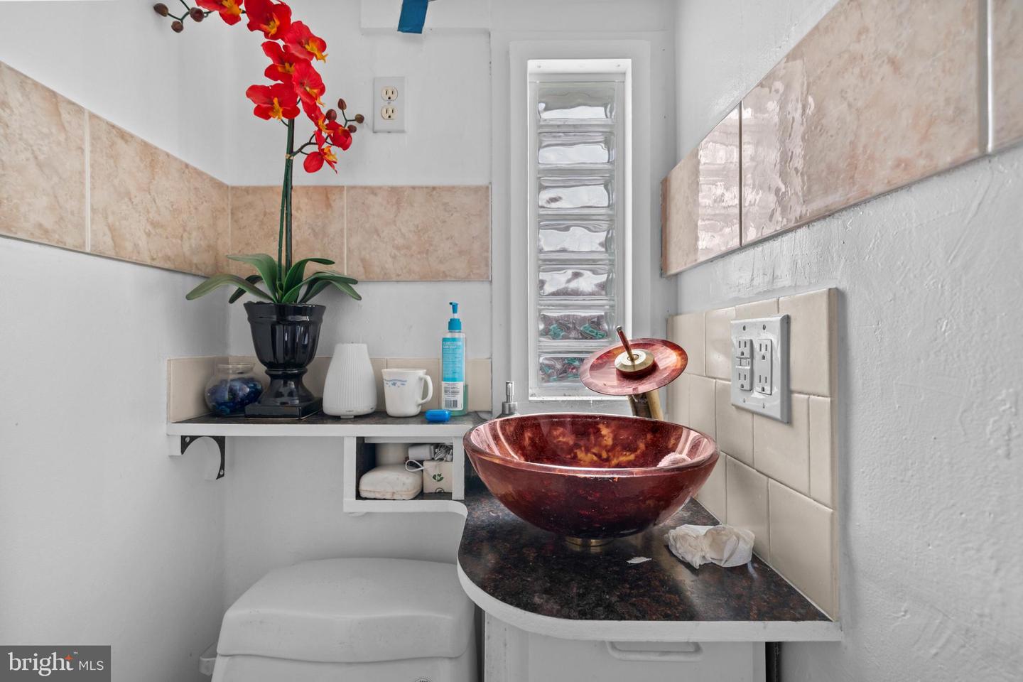 8208 MOUNT VERNON HWY, ALEXANDRIA, Virginia 22309, 2 Bedrooms Bedrooms, ,1 BathroomBathrooms,Residential,For sale,8208 MOUNT VERNON HWY,VAFX2279740 MLS # VAFX2279740