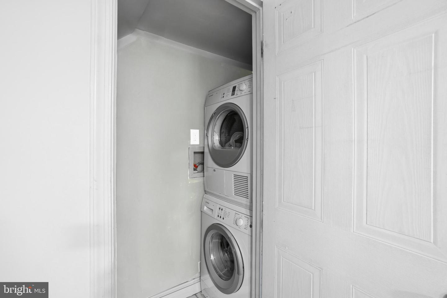 301 G ST NE #32, WASHINGTON, District Of Columbia 20002, 2 Bedrooms Bedrooms, ,1 BathroomBathrooms,Residential,For sale,301 G ST NE #32,DCDC2233306 MLS # DCDC2233306