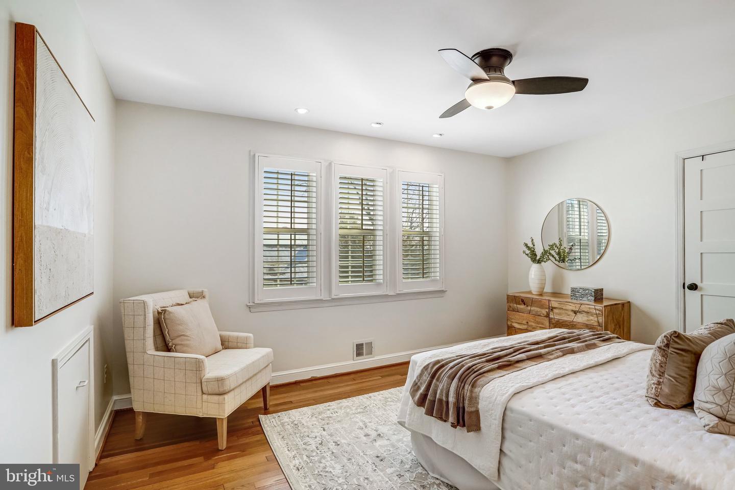 2708 SYCAMORE ST, ALEXANDRIA, Virginia 22305, 2 Bedrooms Bedrooms, ,2 BathroomsBathrooms,Residential,For sale,2708 SYCAMORE ST,VAAX2052128 MLS # VAAX2052128