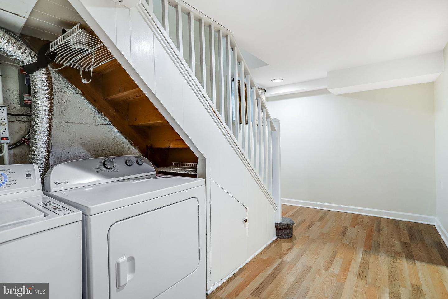 2708 SYCAMORE ST, ALEXANDRIA, Virginia 22305, 2 Bedrooms Bedrooms, ,2 BathroomsBathrooms,Residential,For sale,2708 SYCAMORE ST,VAAX2052128 MLS # VAAX2052128