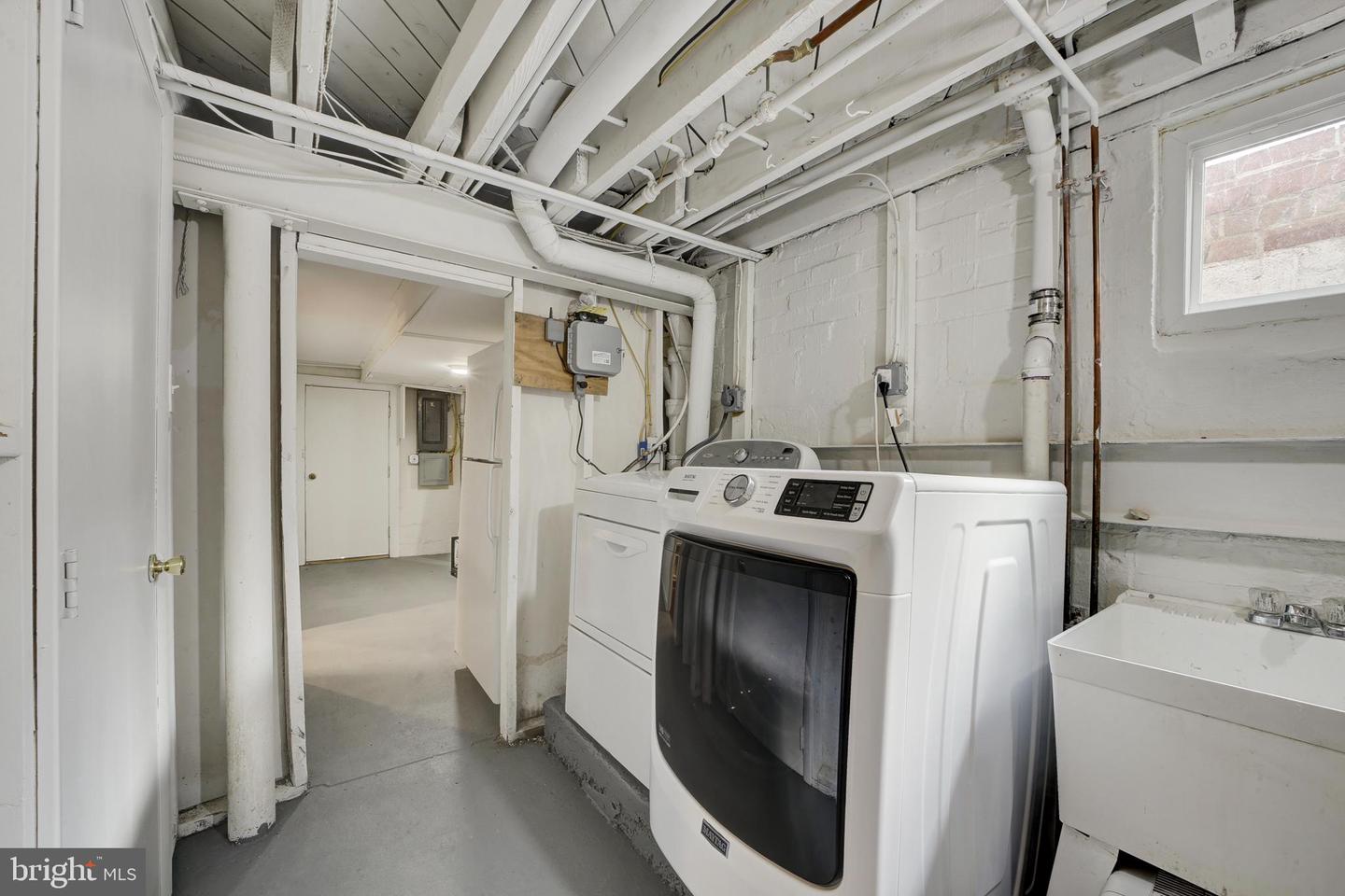 808 ENDERBY DR, ALEXANDRIA, Virginia 22302, 4 Bedrooms Bedrooms, 4 Rooms Rooms,2 BathroomsBathrooms,Residential,For sale,808 ENDERBY DR,VAAX2052174 MLS # VAAX2052174