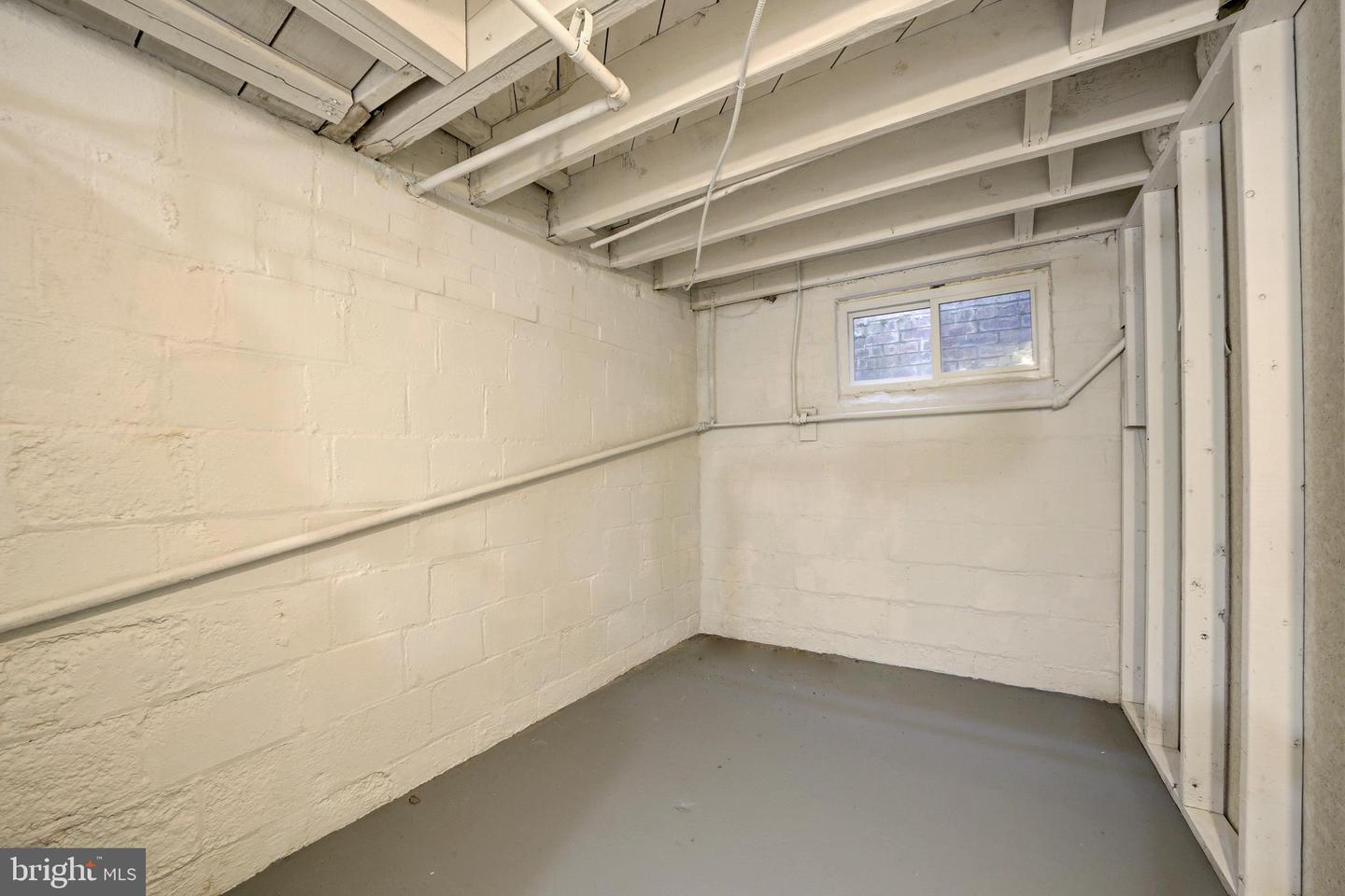 808 ENDERBY DR, ALEXANDRIA, Virginia 22302, 4 Bedrooms Bedrooms, 4 Rooms Rooms,2 BathroomsBathrooms,Residential,For sale,808 ENDERBY DR,VAAX2052174 MLS # VAAX2052174