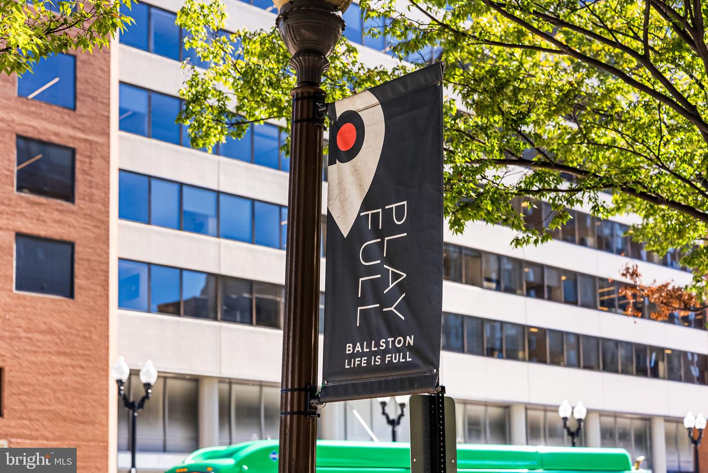 201 N TRENTON ST #201-1, ARLINGTON, Virginia 22203, 1 Bedroom Bedrooms, ,1 BathroomBathrooms,Residential,For sale,201 N TRENTON ST #201-1,VAAR2066632 MLS # VAAR2066632