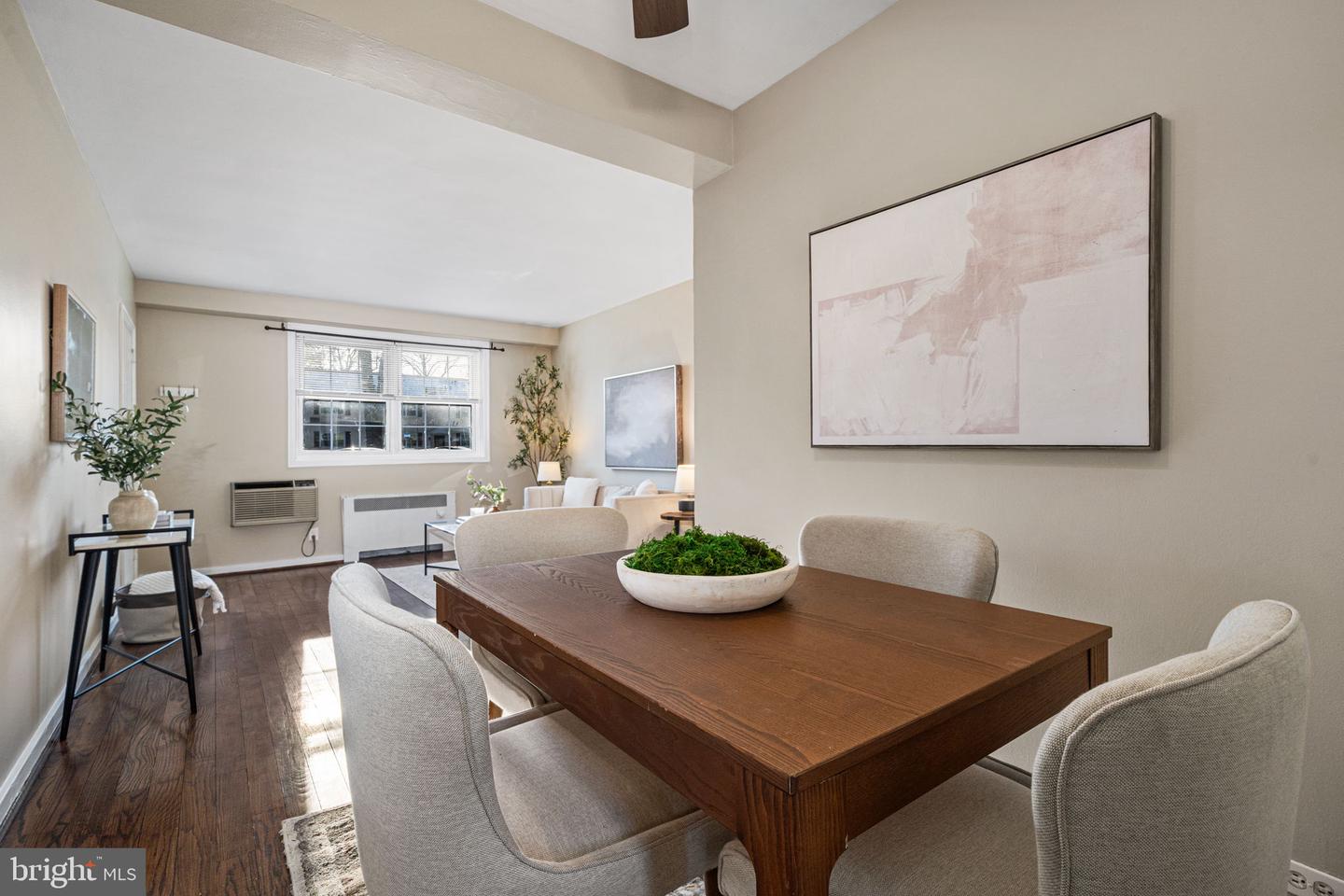 201 N TRENTON ST #201-1, ARLINGTON, Virginia 22203, 1 Bedroom Bedrooms, ,1 BathroomBathrooms,Residential,For sale,201 N TRENTON ST #201-1,VAAR2066632 MLS # VAAR2066632