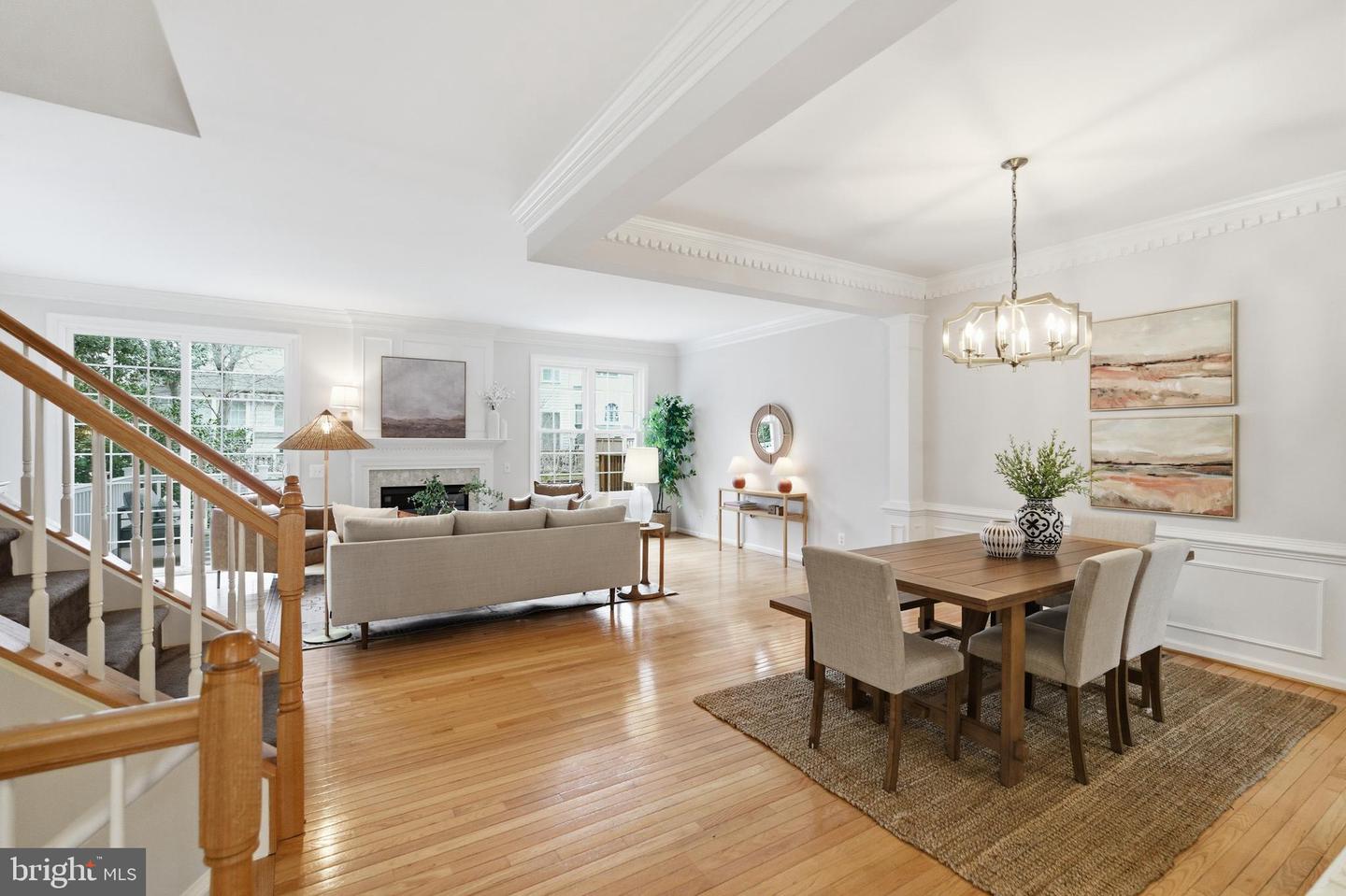 4645 LAMBERT DR, ALEXANDRIA, Virginia 22311, 3 Bedrooms Bedrooms, ,3 BathroomsBathrooms,Residential,For sale,4645 LAMBERT DR,VAAX2052318 MLS # VAAX2052318