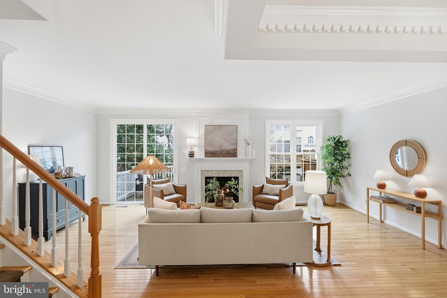 4645 LAMBERT DR, ALEXANDRIA, Virginia 22311, 3 Bedrooms Bedrooms, ,3 BathroomsBathrooms,Residential,For sale,4645 LAMBERT DR,VAAX2052318 MLS # VAAX2052318