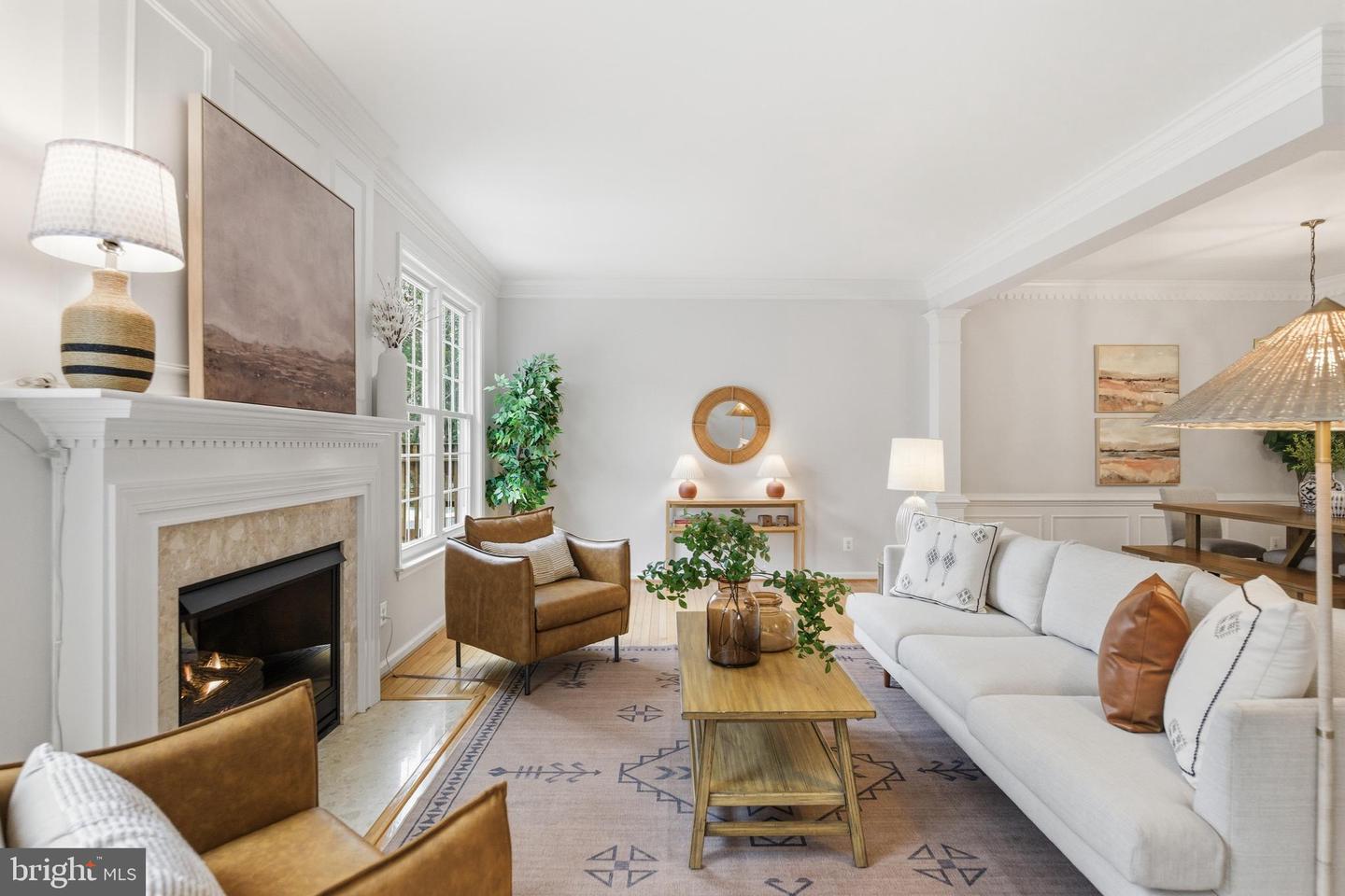 4645 LAMBERT DR, ALEXANDRIA, Virginia 22311, 3 Bedrooms Bedrooms, ,3 BathroomsBathrooms,Residential,For sale,4645 LAMBERT DR,VAAX2052318 MLS # VAAX2052318