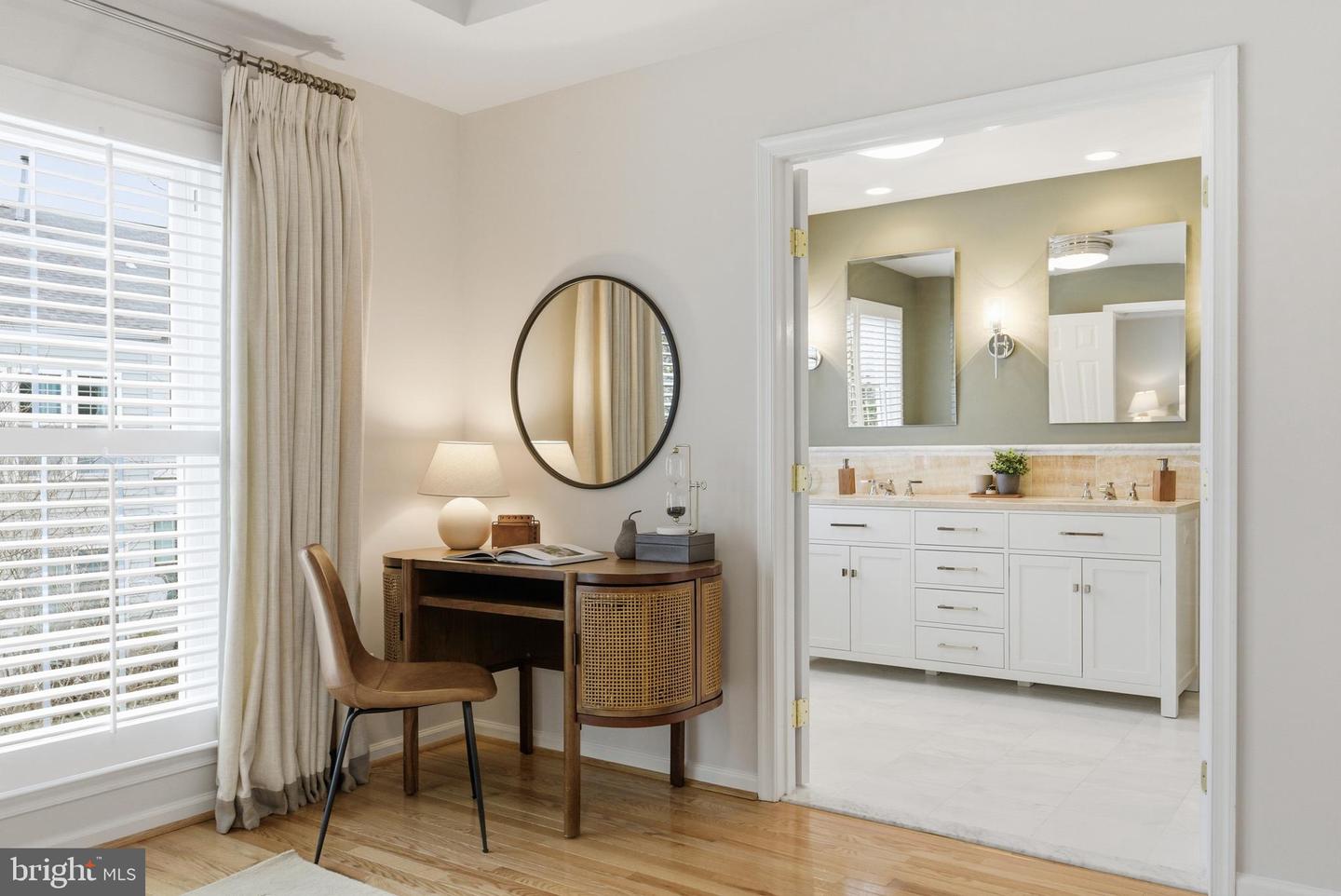 4645 LAMBERT DR, ALEXANDRIA, Virginia 22311, 3 Bedrooms Bedrooms, ,3 BathroomsBathrooms,Residential,For sale,4645 LAMBERT DR,VAAX2052318 MLS # VAAX2052318