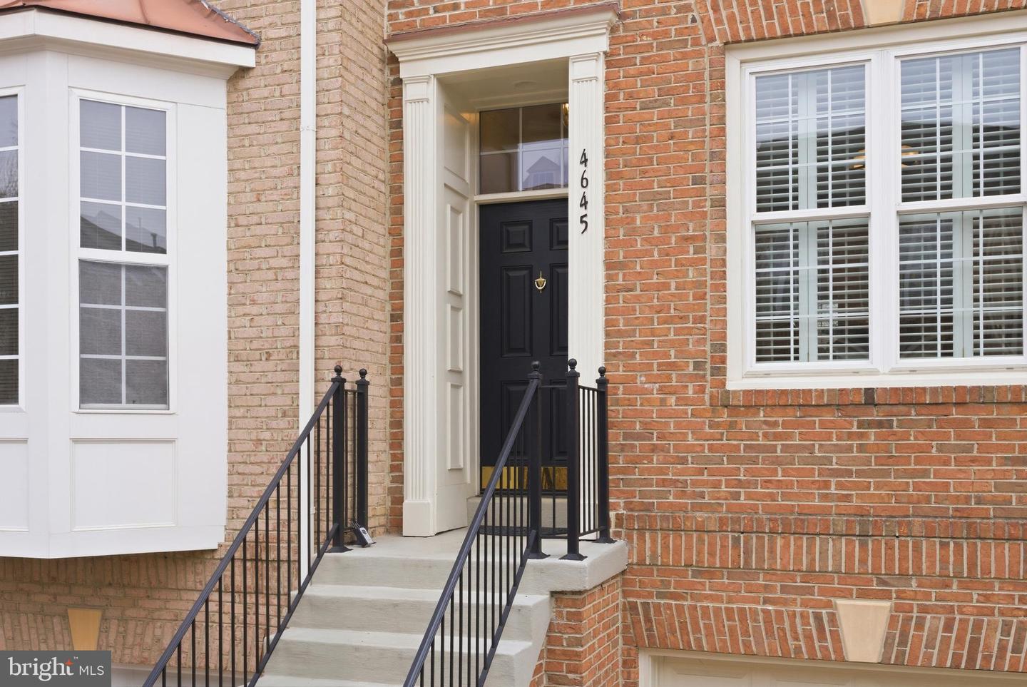 4645 LAMBERT DR, ALEXANDRIA, Virginia 22311, 3 Bedrooms Bedrooms, ,3 BathroomsBathrooms,Residential,For sale,4645 LAMBERT DR,VAAX2052318 MLS # VAAX2052318