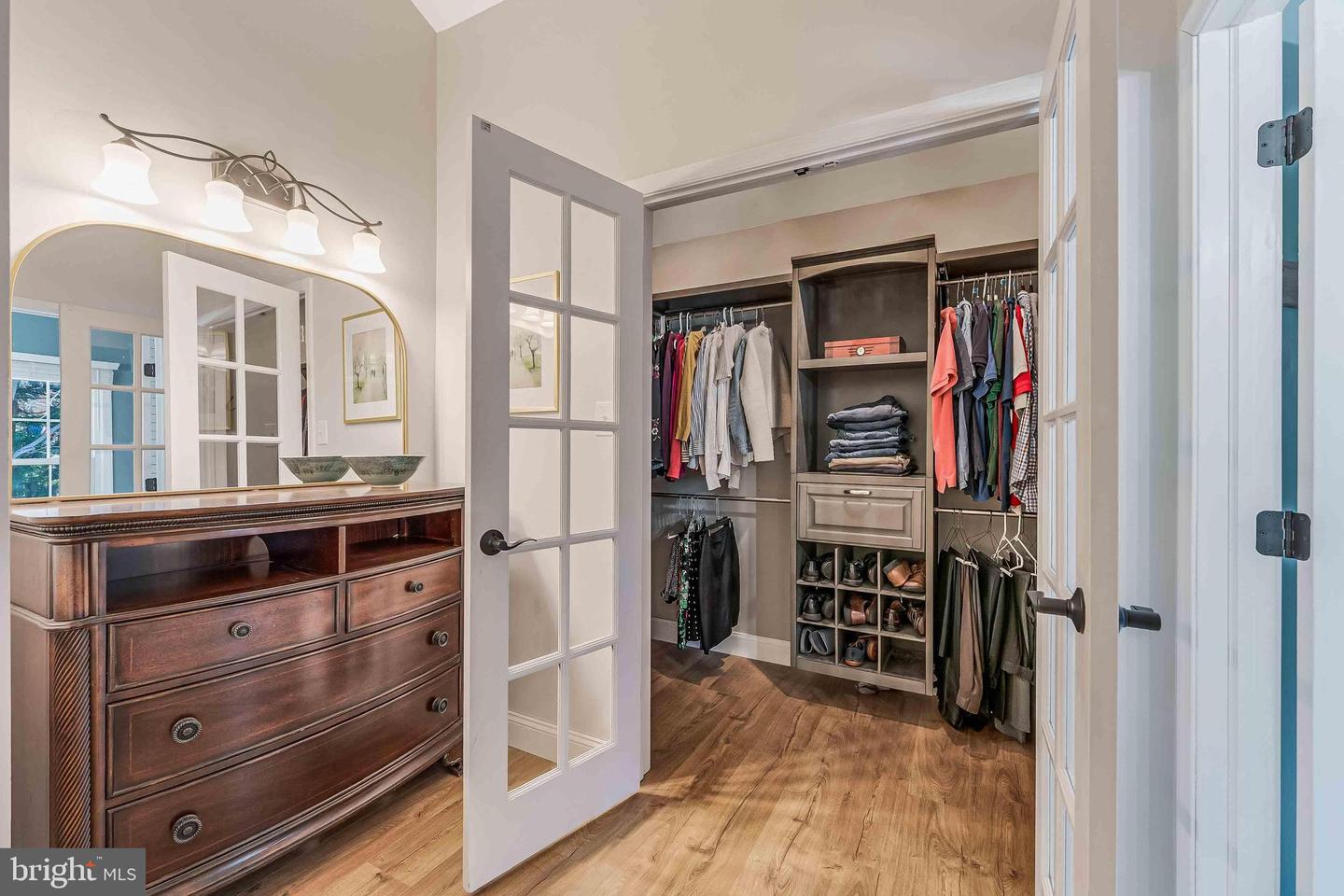 3919 BOKEL DR, CHANTILLY, Virginia 20151, 4 Bedrooms Bedrooms, ,2 BathroomsBathrooms,Residential,For sale,3919 BOKEL DR,VAFX2282294 MLS # VAFX2282294